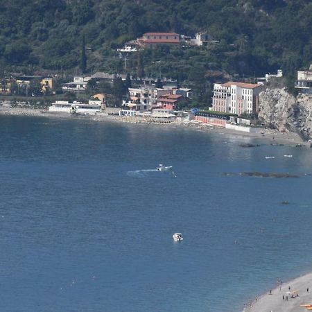 Casa Vacanze Luna Apartment Letojanni Luaran gambar
