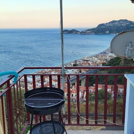Casa Vacanze Luna Apartment Letojanni Luaran gambar