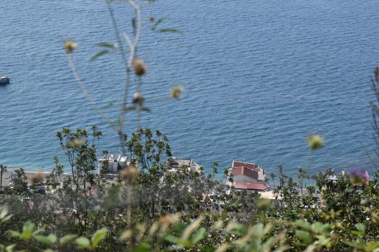 Casa Vacanze Luna Apartment Letojanni Luaran gambar