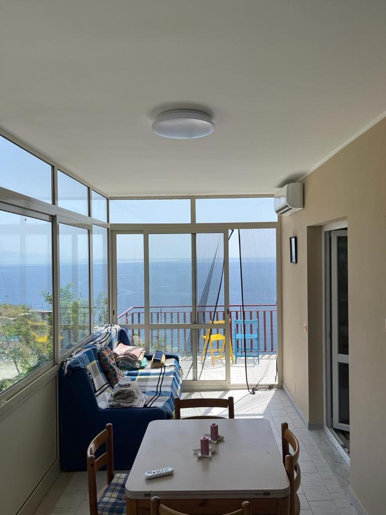 Casa Vacanze Luna Apartment Letojanni Luaran gambar