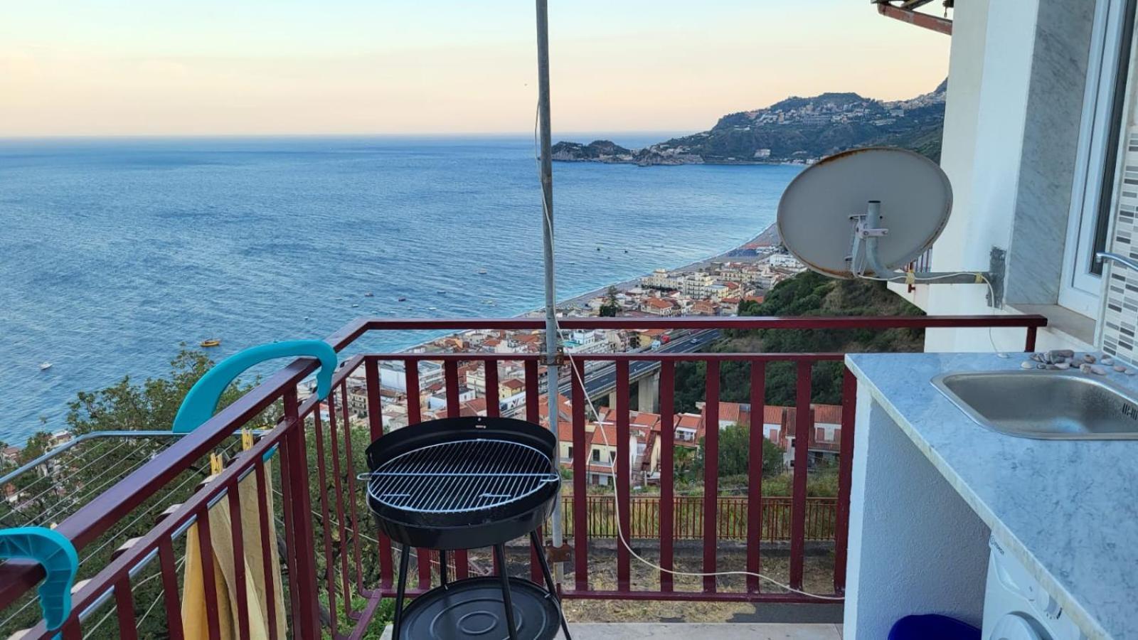 Casa Vacanze Luna Apartment Letojanni Luaran gambar